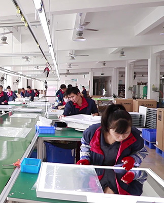 大牌鏡業-裝配車間 大牌鏡業-裝配車間